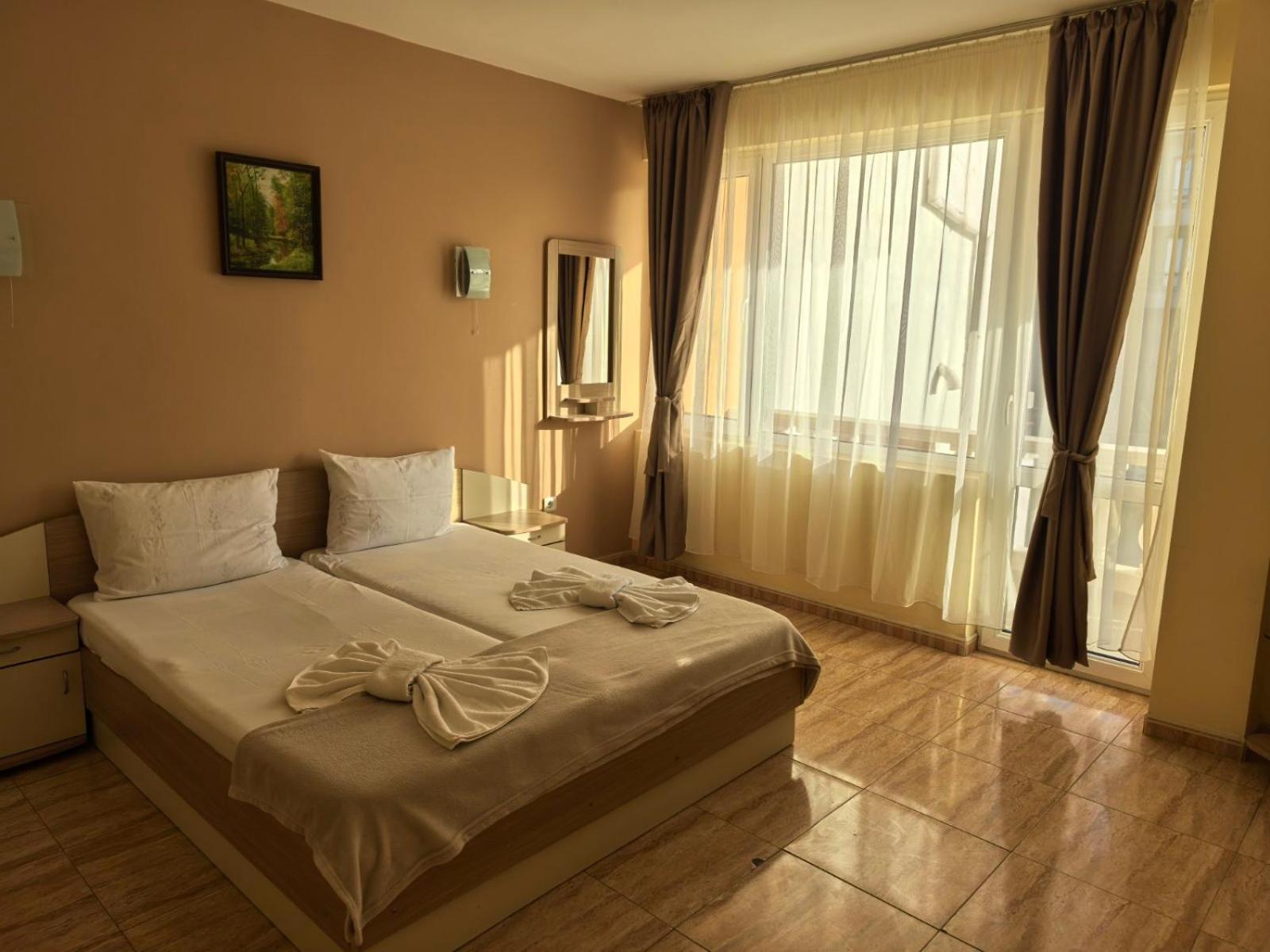 Family Hotel Alfa Vita سوزوبول المظهر الخارجي الصورة
